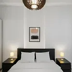 Scandinav 2bdr Piata Romana Lägenhet