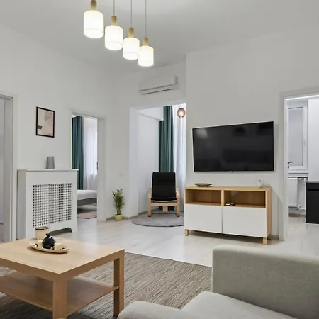 Scandinav 2bdr Piata Romana Апартаменти Бухарест